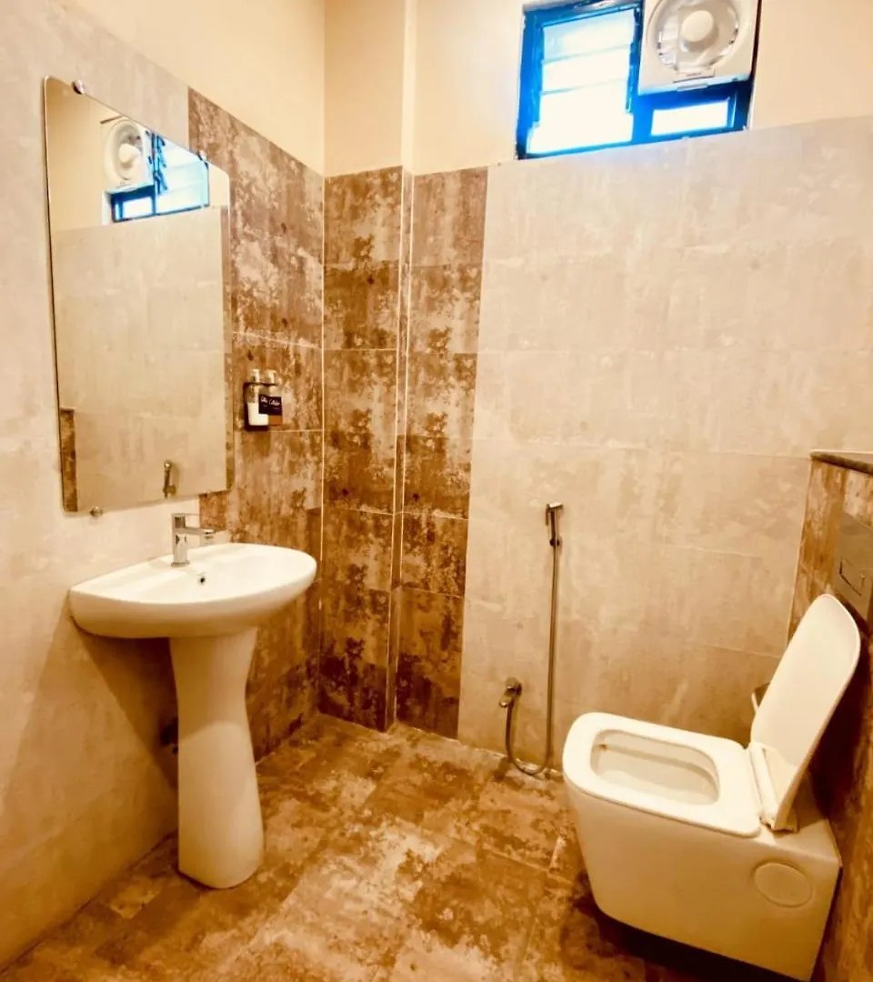 Hotel Banaras Grand Varanasi